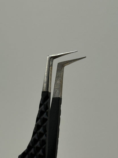 FBE 90° Flat Tweezer